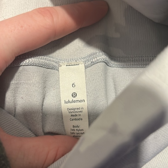 Light camo lulu lemon leggings - Picture 6 of 6